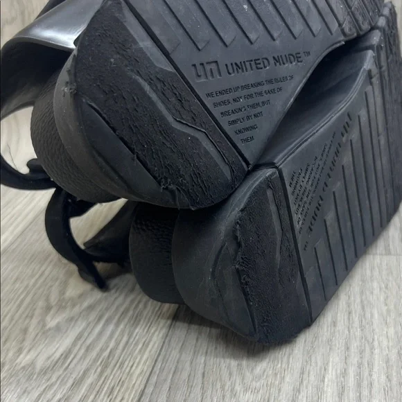 United Nude Black Platform Sandals - Picture 12 of 15